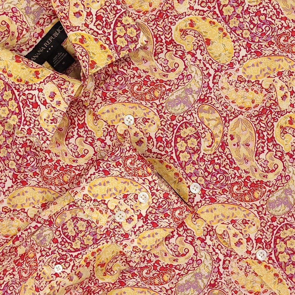 Banana Republic Shirt Mens Medium Red Paisley Floral Long Sleeve Button Front